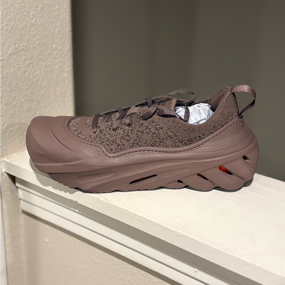 Crocs Echo Surge Truffle Unisex Slip On Casual Shoes 210079-0LG Sz M 8/W 10 NIB - Picture 4 of 10